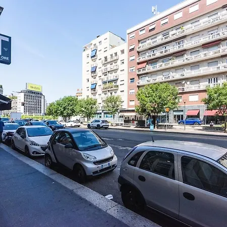 Easy Loft Next To Loreto Metro Stop * Μιλάνο
