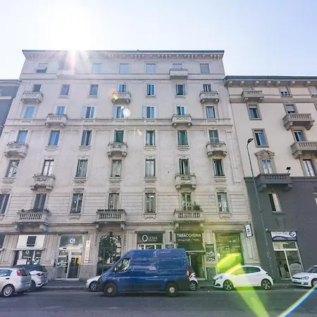 Easy Loft Next To Loreto Metro Stop Διαμέρισμα Μιλάνο