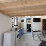 Apartament Easy Loft Next To Loreto Metro Stop Mediolan
