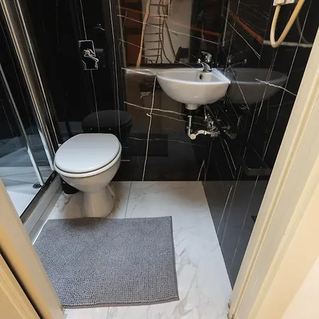 Διαμέρισμα Easy Loft Next To Loreto Metro Stop