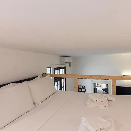 Easy Loft Next To Loreto Metro Stop Apartament *