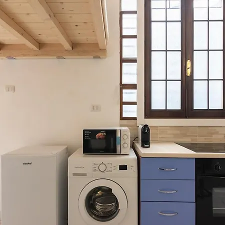Easy Loft Next To Loreto Metro Stop * Milano